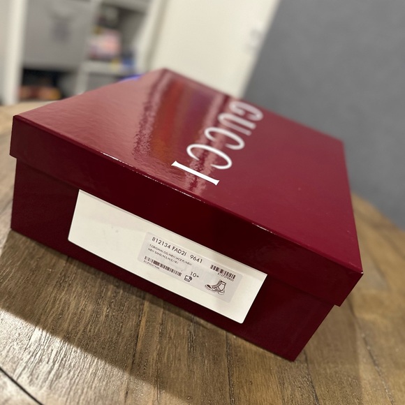 Authentic NWT Gucci Beige Monogram High-Top Boots - Picture 6 of 8